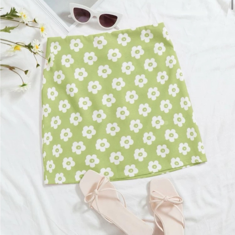 Floral Mini Pencil Skirt